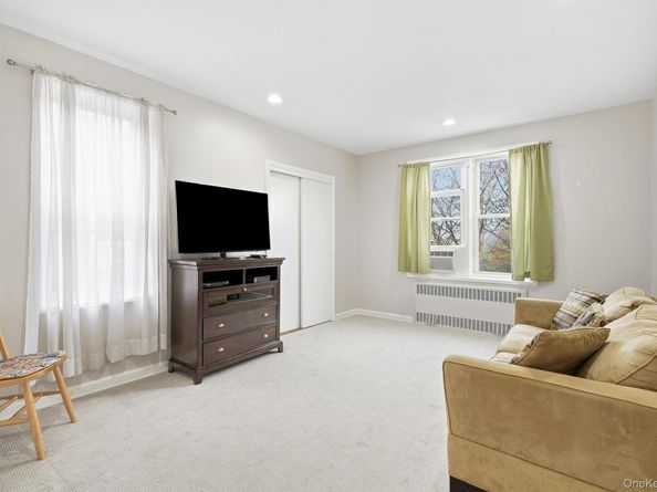 2 Overlook Road 3C3, White Plains NY 10605