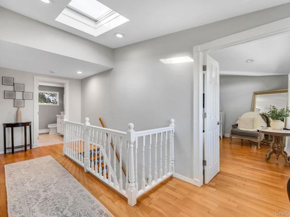 248 Arnold Avenue, West Babylon NY 11704