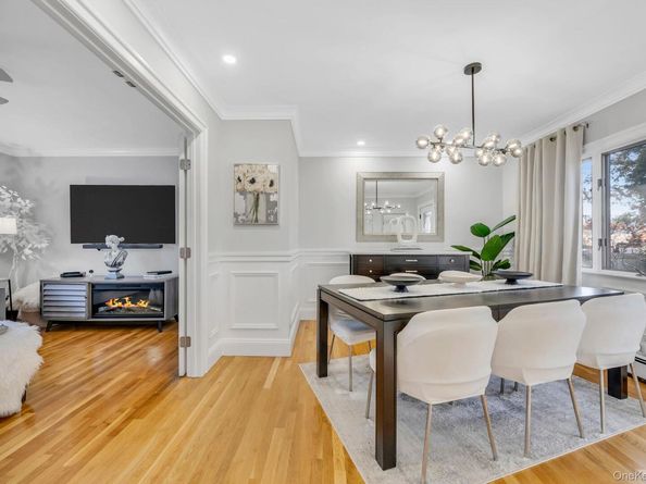 248 Arnold Avenue, West Babylon NY 11704