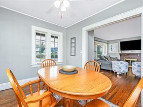 51 Castleton Court, Oceanside NY 11572