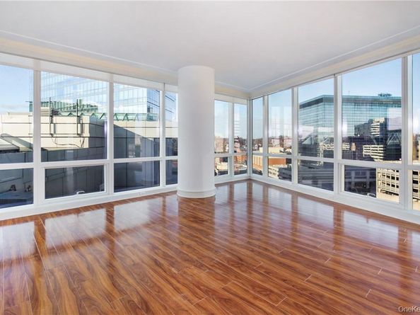 1 Renaissance Square 11G, White Plains NY 10601