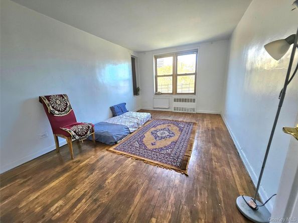 87-70 173 Street 6H, Jamaica NY 11432