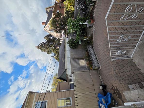 137 Chester Street, Mount Vernon NY 10552