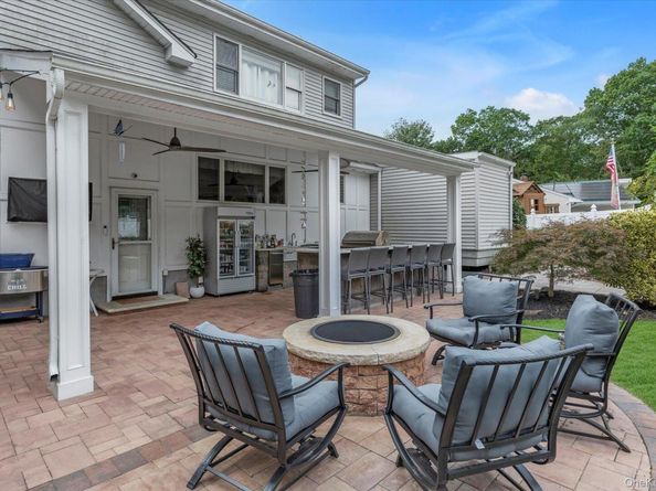 93 Gibbs Pond Road, Nesconset NY 11767