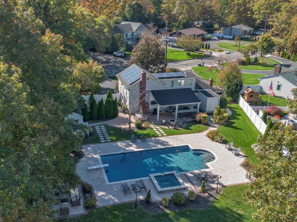 93 Gibbs Pond Road, Nesconset NY 11767