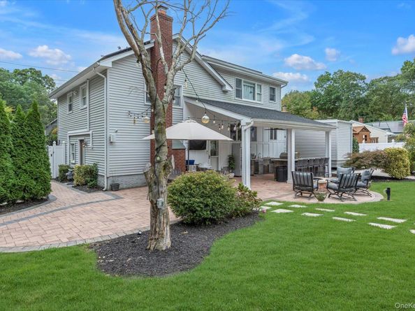 93 Gibbs Pond Road, Nesconset NY 11767