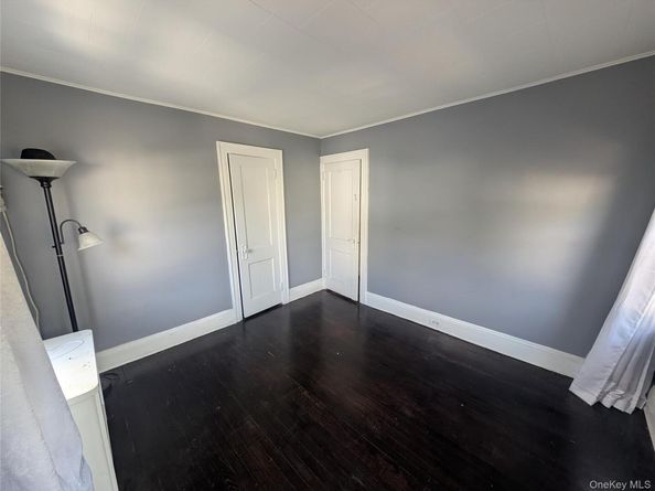 81 Cochran Place, Valley Stream NY 11581