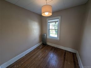 81 Cochran Place, Valley Stream NY 11581