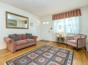 8 Cambridge, Glen Cove NY 11542