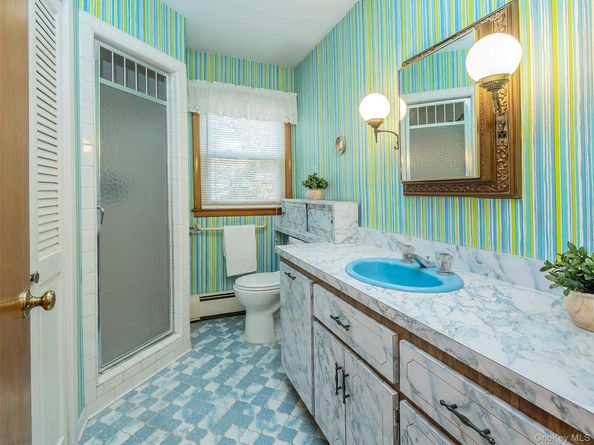 8 Cambridge, Glen Cove NY 11542