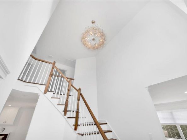 46 Columbus Avenue, Valhalla NY 10595