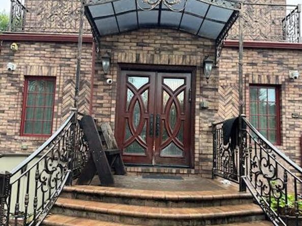 179-15 80Rd, Jamaica Estates NY 11432