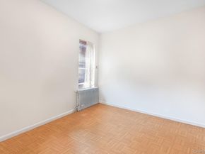 43-16 25th Avenue, Astoria NY 11103