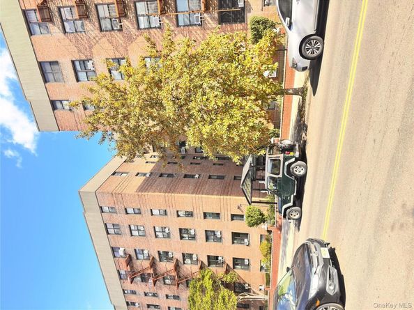 38-15 149th Street 3V, Flushing NY 11354