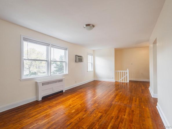 251-41 71st Road 54B, Bellerose NY 11426