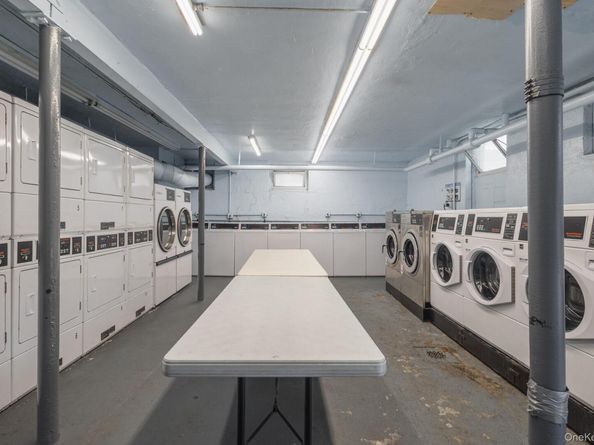 251-41 71st Road 54B, Bellerose NY 11426