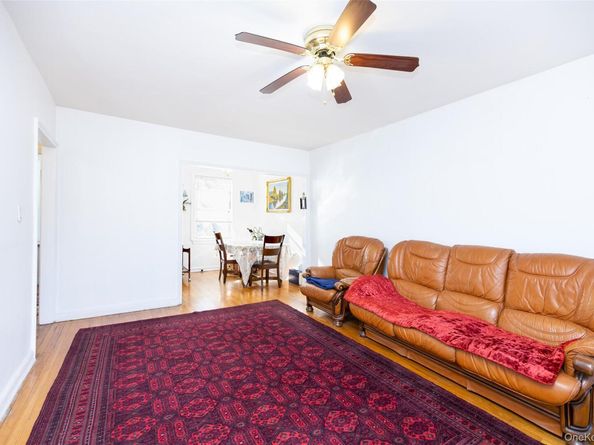 141-24 78 Road 3A, Flushing NY 11367