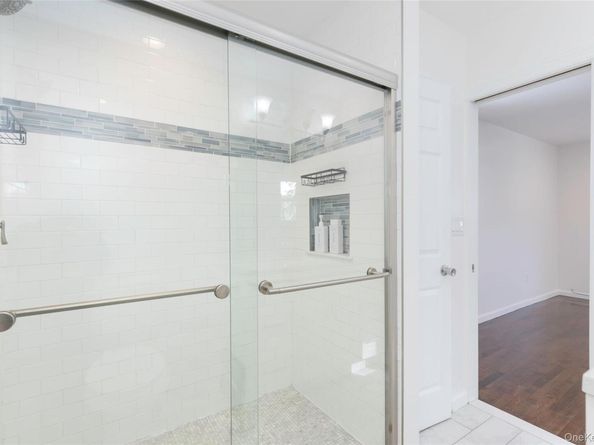 10 Sharon Drive, East Patchogue NY 11772