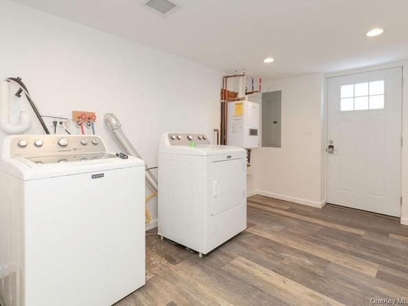 10 Sharon Drive, East Patchogue NY 11772