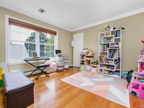 2758 Harvard Place, Baldwin NY 11510