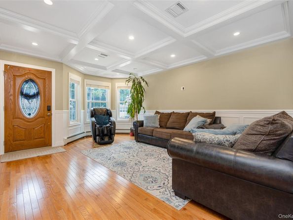 2758 Harvard Place, Baldwin NY 11510