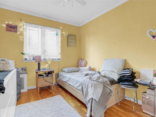 20-39 49th Street, Astoria NY 11105