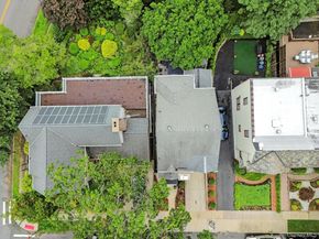 1260 Rhinelander Avenue, Bronx NY 10461