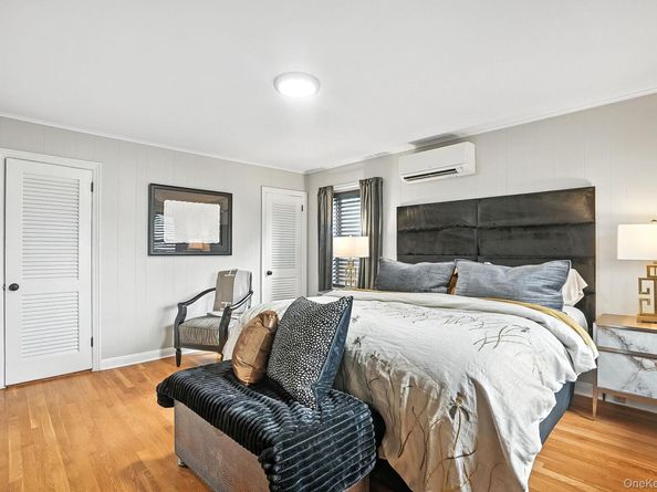 1260 Rhinelander Avenue, Bronx NY 10461