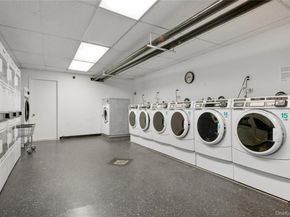 1 Jefferson Avenue D2, Rockville Centre NY 11570