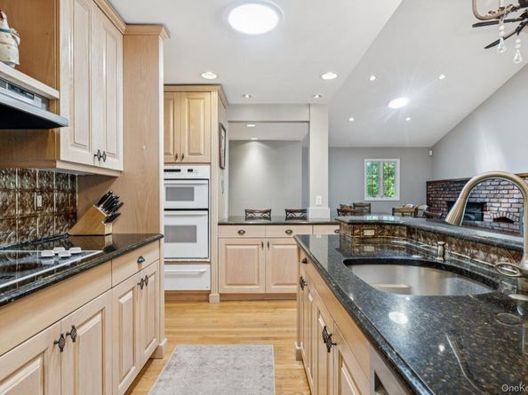 26 Hastings Drive, Northport NY 11768