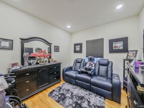 119 Wildwood Circle, Holtsville NY 11742