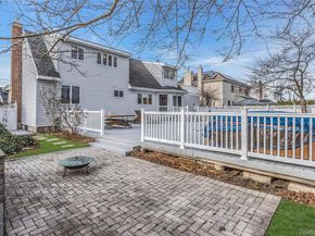 639 N Chicot Avenue, West Islip NY 11795