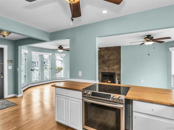 639 N Chicot Avenue, West Islip NY 11795