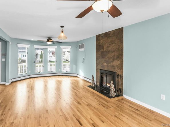 639 N Chicot Avenue, West Islip NY 11795