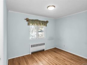 639 N Chicot Avenue, West Islip NY 11795