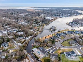 24 Twin River Drive, Oakdale NY 11769