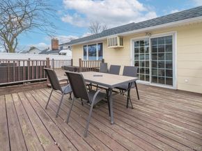 24 Glow Lane, Hicksville NY 11801