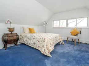 24 Glow Lane, Hicksville NY 11801