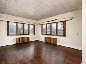 140 Park Avenue, Roosevelt NY 11575