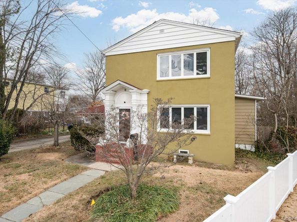 140 Park Avenue, Roosevelt NY 11575