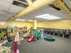 139-15 83rd Avenue 330, Briarwood NY 11435