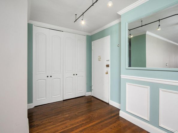 23-55 Bell Boulevard Boulevard 6C, Bayside NY 11360