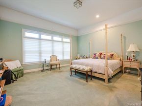 38 Fieldstone Lane, Oyster Bay NY 11771