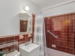 14101 Jewel Avenue, Flushing NY 11367