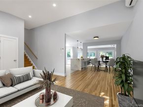 27 Meadowfield Lane, Glen Cove NY 11542