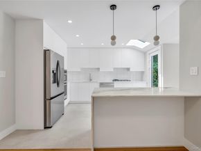 27 Meadowfield Lane, Glen Cove NY 11542