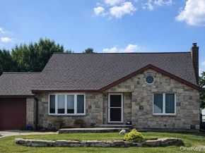 85 Briarcliff Road, Westbury NY 11590