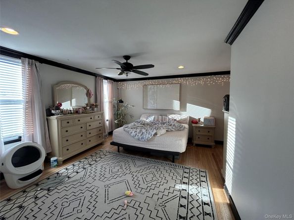 1039 Calhoun Avenue, Bronx NY 10465