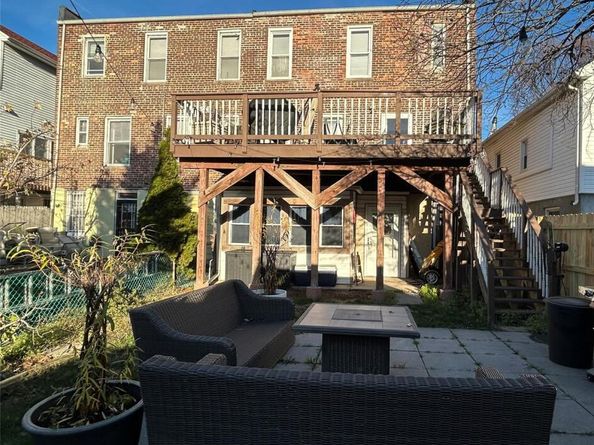 1039 Calhoun Avenue, Bronx NY 10465