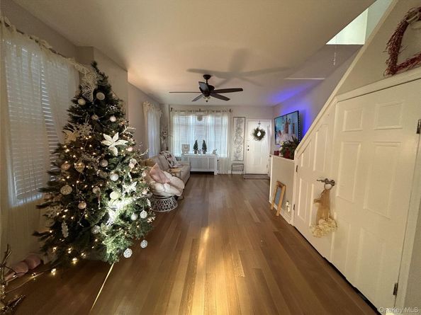 1039 Calhoun Avenue, Bronx NY 10465